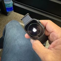 Apple Watch Ultra 2 2nd Gen 49MM GPS & Cellular Finish Black Titanium