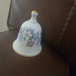 IBIS Aveiro Portugal Porcelain Bell – Hand-Painted Floral (4.25”)