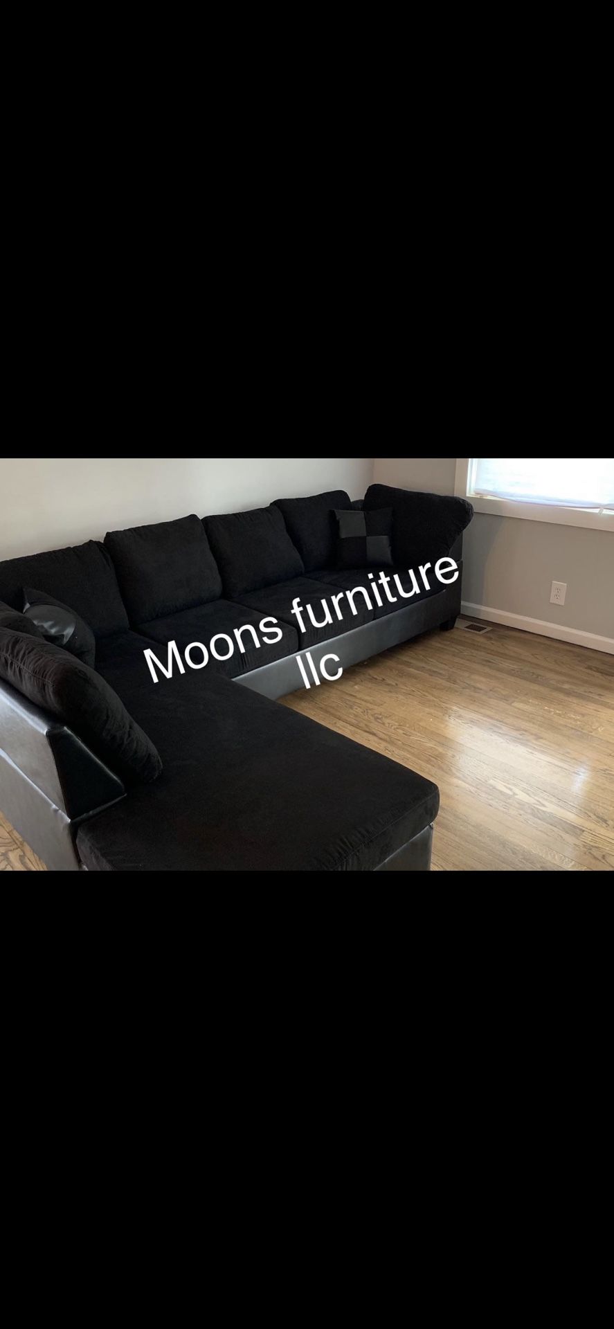 2328 Black Sectional With Ottoman