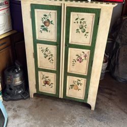 Decorative Cabinet 
