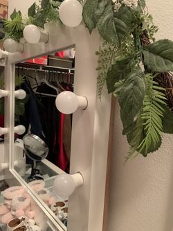 Vanity Mirror