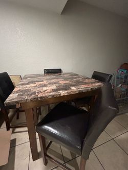 Dinning table