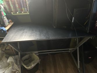 Small Desk For Gaming/studying