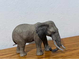 SCHLEICH VINTAGE AFRICAN ELEPHANT BULL FIGURINE