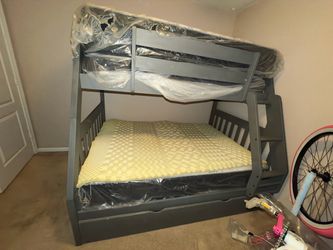 Gray Wood Twin Over Full Bunk Bed with Trundle