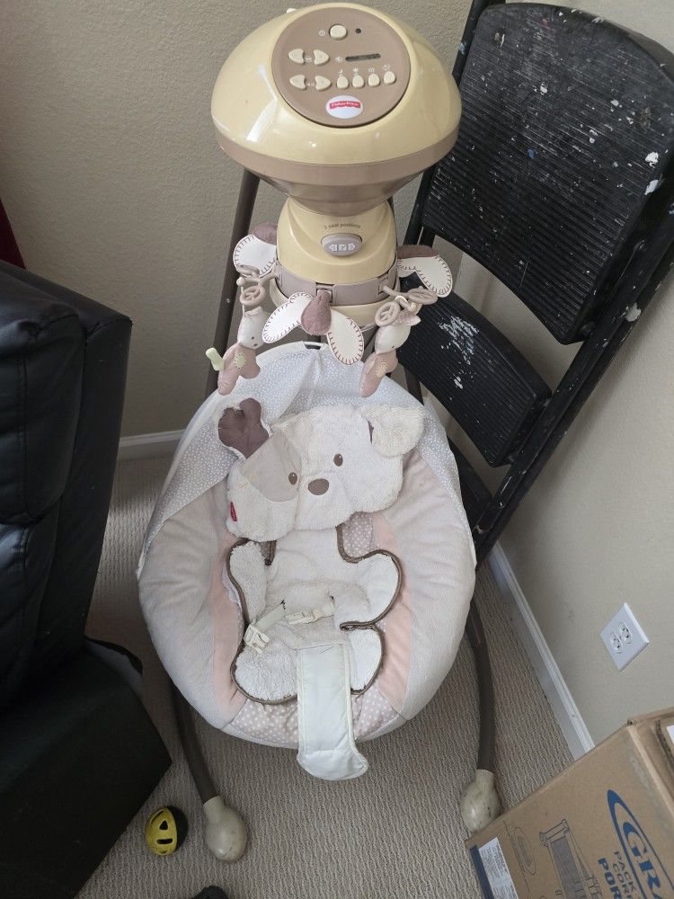 BABY SWING