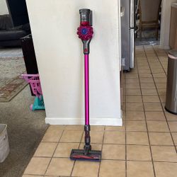 Dyson Vacuum 