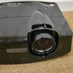 Mitsubishi HC4000 DLP Projector w remote manual video theater system
