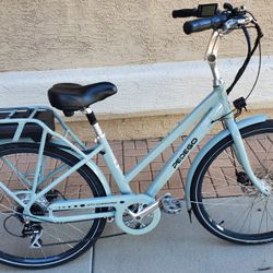 Pedego City Commuter 26" Walk-Through Electric Bike.  Nice Xmas Gift!