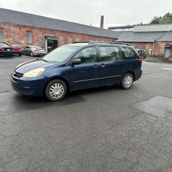 2005 Toyota Sienna