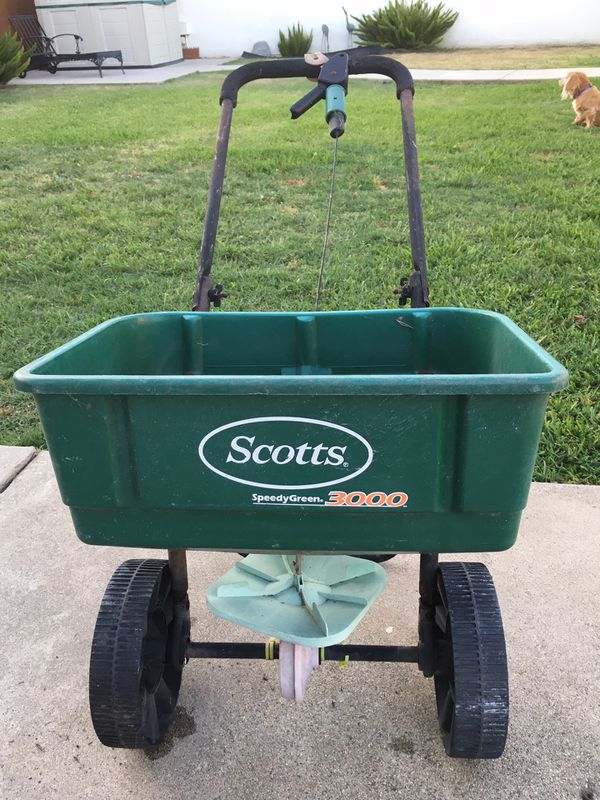 Scott’s Fertilizer Spreader- needs cable adjusted. for Sale in West Covina, CA - OfferUp