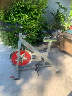 Sunny healt& Fitnes pro indoor Cucling bike