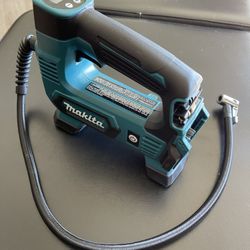 Makita 12V CXT Inflator, tool only