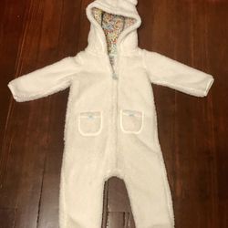 Carter’s Baby Girl 12 Month Serpa Bear hooded Jumpsuit - Vintage Baby 12m