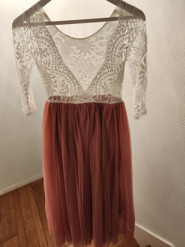 Girls lace dusty pink dress size 7-8