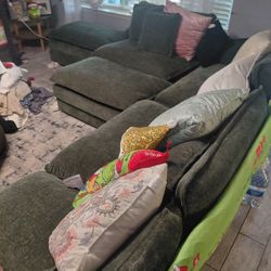 $500 Brand new sectional sofa with pillows only$500