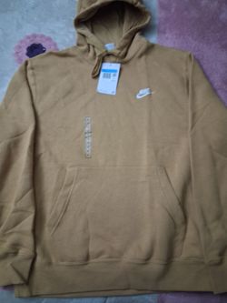 Nike Pullover Hoodie – Tan/Wheat