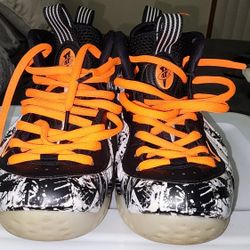 Size 7 1/2 Nike Foamposite