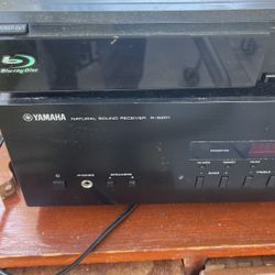 Yamaha sound receiver