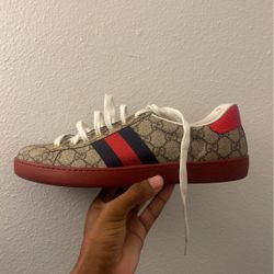 Gucci Shoes 