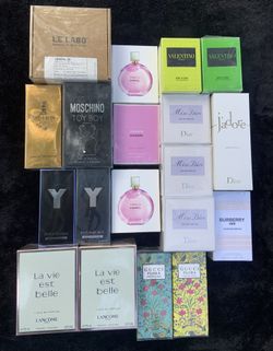Colognes / perfumes