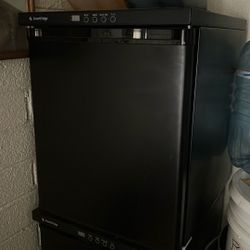 Mini Fridges For Sale 