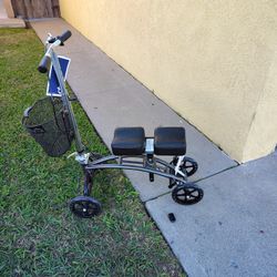 Steerable Knee Walker Never Used 