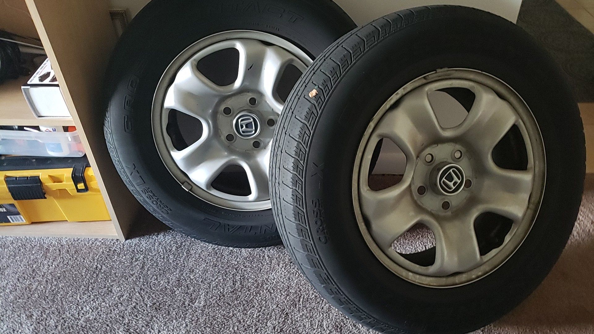 Honda CRV tires and rim's 2