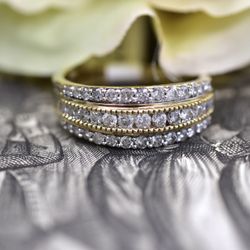 10k yellow gold ring with diamonds, size 10