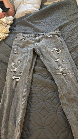 Gray Levi ripped denim jeans