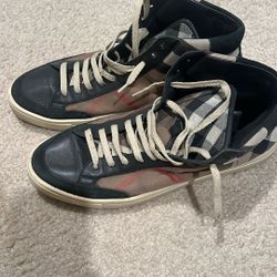 Burberry Size 11.5