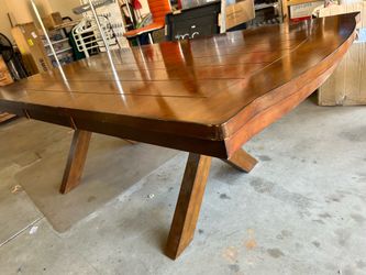 Dinning room table