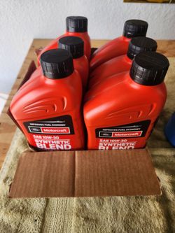 Motorcraft SAE 10W-30 Synthetic Blend Motor Oil – 6 Quarts