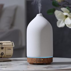 200ML Ceramic Essential Oil Diffuser - Ultrasonic Aromatherapy & Humidifier with 7-Color LED Lights, Auto Shut-Off, Wood Grain Base, 1H/3H/6H Timer | 
