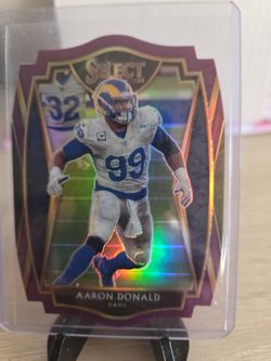 Rams  Aaron Donald  die cut  card