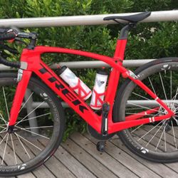 Trek Madone 9 Series Showroom Condition 52 Top Of The Line Ultegra WOW!Aeolus 5 Carbon Wheels All The Options 