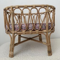 Poppie rattan baby doll bassinet