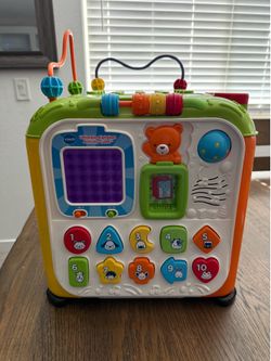 VTech Ultimate Alphabet Activity Cube