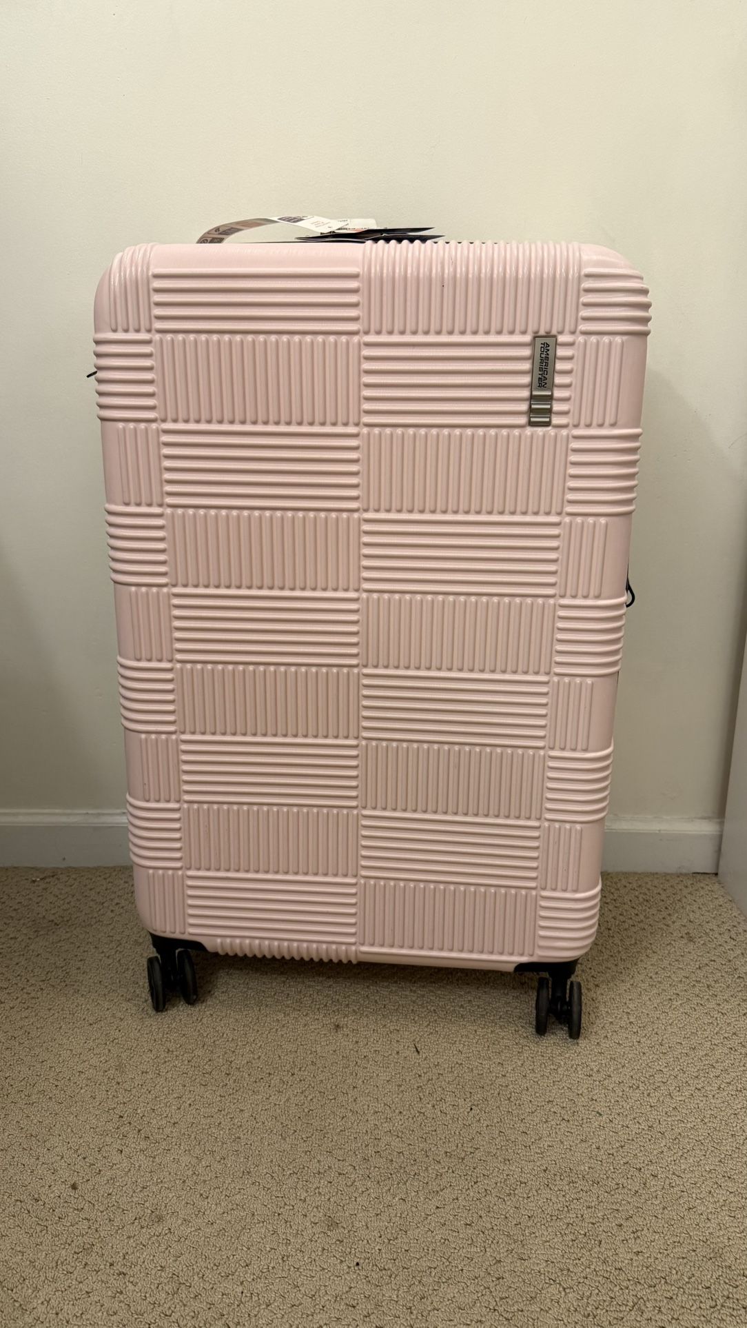 Hardside Spinner Suitcase - Pink Luggage