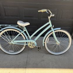 Huffy Women’s Cruiser Bike