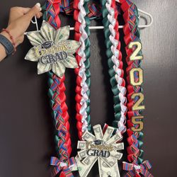 Graduation lei