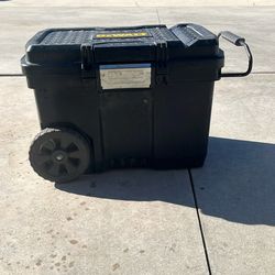 Dewalt Roll Around Tool Box  $45 OBO