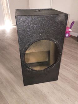 Rhino/bed lined Ported Sub Box for Single 15in Subwoofer /Caja para bocina 15in