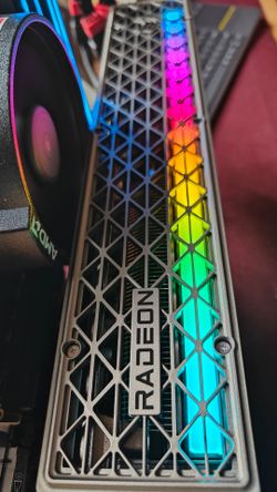 🔥 Sapphire NITRO+ Radeon RX 9070 XT — Brand New in Box 🔥