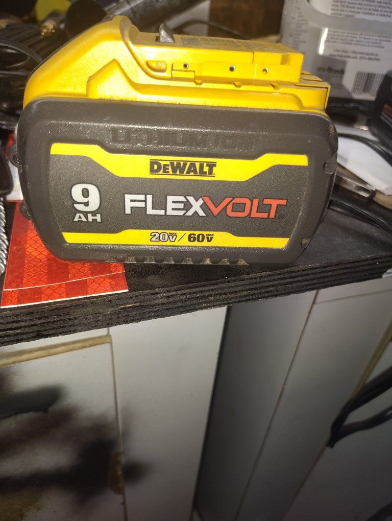 DeWalt Battery