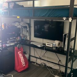 Bed With Shape Desk