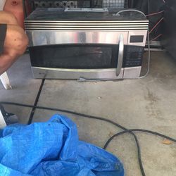 GE Microwave/convection Oven