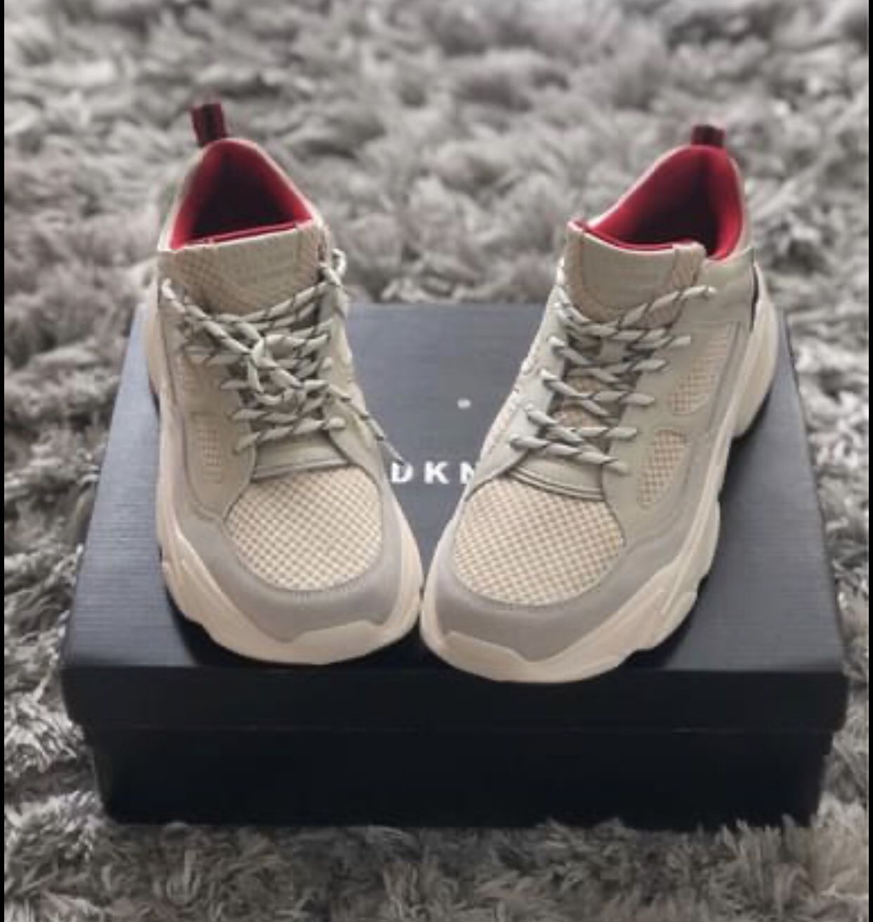 DKNYMen's Steven Lace Up Sneakers 9’5