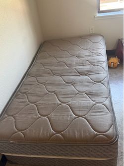 Twin bed