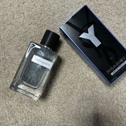YSL Y EDT ~ 90$ Deal ~ Like New